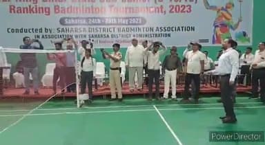 कहरा: इनडोर स्टेडियम में बिहार स्टेट सब जूनियर टूर्नामेंट के उद्घाटन पर डीएम व एसपी ने बैडमिंटन खेल खिलाड़ियों का मनोबल बढ़ाया