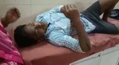 बहराइच: सेमगढ़ा के पास ट्रैक्टर-ट्रॉली व बाइक की भिड़ंत में बाइक सवार व्यक्ति को आयी गंभीर चोट, मेडिकल कॉलेज बहराइच में भर्ती