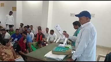 झाझा: 1-30 जून तक चलेगा समर कैंप, झाझा प्रखंड कार्यालय में शिक्षा सेवकों को बैठक कर दी गई जानकारी