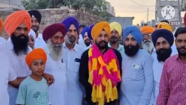 ਬਟਾਲਾ: ਕੋਟ ਮਜਲਸ ਦੇ ਤਕਰੀਬਨ 42 ਪਰਿਵਾਰਾਂ ਨੇ ਹਲਕਾ ਫਤਿਹਗੜ੍ਹ ਚੂੜੀਆਂ ਤੋਂ ਆਪ ਦੇ ਇੰਚਾਰਜ ਬਲਵੀਰ ਪੰਨੂ ਦੀ ਹਾਜ਼ਰੀ ਵਿੱਚ ਫੜਿਆ ਆਪ ਦਾ ਪੱਲਾ