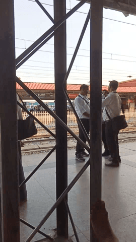 उदवंत नगर: ara station 🚉 par chaking abhiyan chalaya ja raha he#arabihar@pawannsinghh253