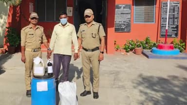 लालढांग: ग्राम डालूपूरी से थाना श्यामपुर पुलिस ने अवैध शराब के कारोबार में लिप्त अभियुक्त को किया गिरफ्तार