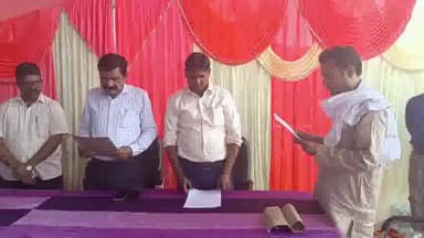 सलोन: नगर पंचायत नसीराबाद में नवनिर्वाचित चेयरमैन मोहम्मद अली व 15 सभासदों ने ली शपथ