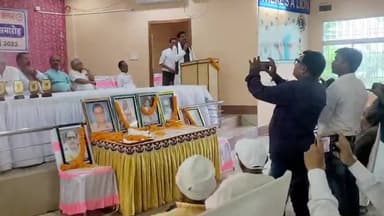 पूर्णिया प्रेस क्लब के नवनिर्वाचित पदाधिकारियों का शपथ ग्रहण समारोह