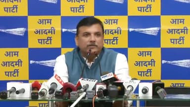 PM मोदी AAP नेताओं के पीछे पड़े हैं,
ED-CBI का डर दिखाना
@sanjaysinghaap