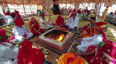 नैनवां: जजावर सहस्त्र चंडी यज्ञ में तूफान से हुई तबाही, समिति ने व्यवस्था को किया दुरुस्त