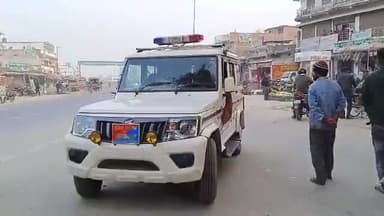 बेतिया: खिरिया घाट स्थित मोबाइल रिपेयरिंग की दुकान में चोरी मामले में दो चोरों को नगर थाना की पुलिस ने किया गिरफ्तार, भेजा जेल।