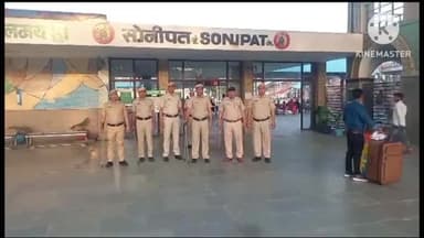 सोनीपत: नई संसद भवन के बाहर होने वाली महापंचायत को लेकर सोनीपत रेलवे स्टेशन से रवाना हुए किसान व अन्य संगठन के नेता