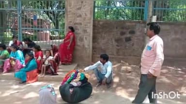 बस्तर: वार्ड 13 में युवोदय वालंटियर्स व नगर पंचायत कर्मियों ने घर-घर जाकर ग्रामीणों के निशुल्क बनाएं आयुष्मान कार्ड