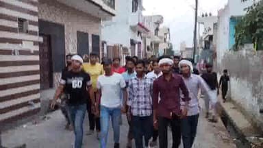 इसराना: इसराना मे ईसाई धर्म परिवर्तन करने वाले के घर के बाहर बजरंग दल और गोभक्त सदस्यों ने किया विरोध, पुलिस को दी शिकायत