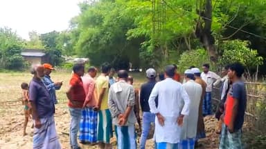 अमौर: बड़ा ईदगाह पंचायत में पैक्स गोदाम का निर्माण कार्य हुआ शुरू, रखी गई नींव