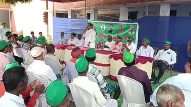 कोढ़ा: कालसर गांव में राजद के प्रखंड स्तरीय अंबेडकर परिचर्चा का किया गया आयोजन