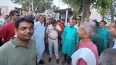 बरौनी: पेप्सीको प्लांट के पास वियाडा की अतिक्रमित जमीन को खाली कराने गई पुलिस और आम लोगों के बीच हिंसक झड़प, MLA भी पहुँचे