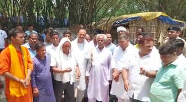 महुआ: स्थानीय विधायक डॉ मुकेश रोशन ने अब्दुलपुर में अतिरिक्त प्राथमिक स्वास्थ्य केंद्र का किया शिलान्यास