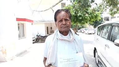 बुलंदशहर: देवीपुरा से पीड़ित पिता ने एसएसपी कार्यालय पहुंचकर चार पुत्रों के खिलाफ लगाई कार्रवाई की गुहार