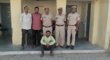 नैनवां: अवैध मादक पदार्थ तस्करी मामले में देई थाना पुलिस ने  की कार्यवाही एक आरोपी गिरफ्तार स्मैक व बिक्री राशि जप्त