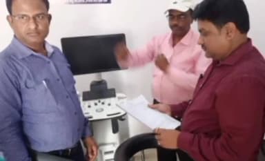 गोपालगंज: गोपालगंज नगर में अवैध रूप से चल रहे अल्ट्रासाउंड केंद्रों पर हुई छापेमारी, दो सील