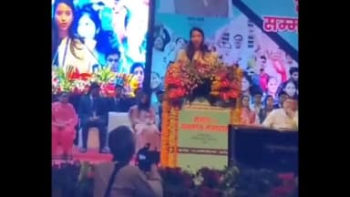 हुज़ूर: रवींद्र भवन में मंगलवार को सम्मान समारोह एवं संवाद कार्यक्रम हुआ आयोजित, मेधावियों को सीएम शिवराज ने किया सम्मानित