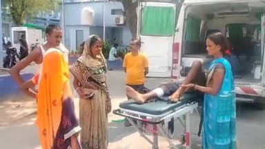 बिहार: बेलदारी गांव के पास बाइक और कार में हुई टक्कर, बाइक सवार व्यक्ति हुआ जख्मी