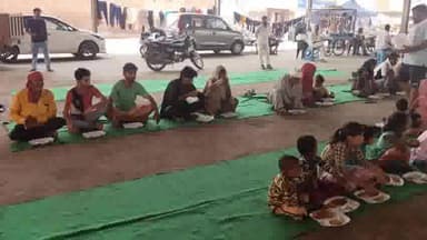 इसराना: पुरानी अनाज मंडी इसराना में दशहरे के उपलक्ष्य में तीसरा विशाल भंडारा लगाया गया, सैकड़ों लोगों ने पहुंचकर लिया हिस्सा