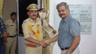 सिवनी: एसपी कार्यालय में एसपी रामजी श्रीवास्तव ने 3 सेवानिवृत्त पुलिस कर्मचारियों को दी विदाई