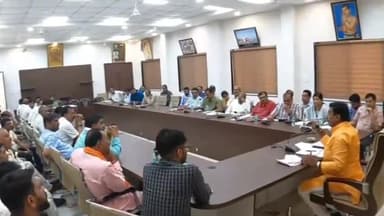 हुज़ूर: भाजपा विधायक रामेश्वर शर्मा ने अपने निवास कार्यालय पर केरवा-हलाली डेम परियोजना की समीक्षा बैठक की