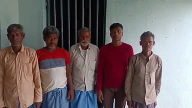 करपी: किंजर पुलिस ने थाना क्षेत्र के नगवां गांव से 5 वारंटीयों को किया गिरफ्तार भेजा गया जेल।