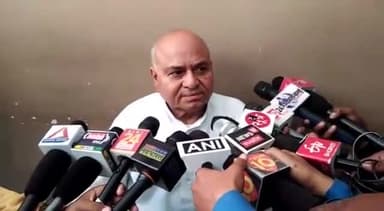 ग्वालियर गिर्द: जिले में पहुंचे नेता प्रतिपक्ष डॉ. गोविन्द सिंह ने सरकार पर लगाया अमूल दूध को बढ़ावा देने का आरोप