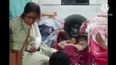 बगहा: बगहा में दो कार के बीच हुई टक्कर 8 लोग हुए घायल अस्पताल में भर्ती करवाया गया