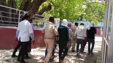 गोपालगंज: देह व्यापार के धंधे में शामिल गिरफ्तार आठ आरोपियों का सदर अस्पताल में कराया गया मेडिकल जांच। भेजा गया जेल।