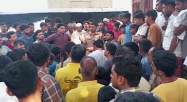 बुलंदशहर: बराल गांव में 4 मंदिरों की मूर्ति खंडित किए जाने पर ग्रामीणों में भारी रोष