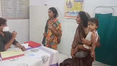 झाझा: एकडारा गांव में एक महिला और उसकी बहू के साथ की गई मारपीट, झाझा रेफरल अस्पताल में घायलों का हुआ इलाज