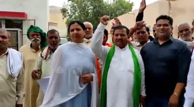 बुलंदशहर: हसनपुर गांव से एसएसपी कार्यालय पहुंचकर युवक ने परिवार के व्यक्ति पर झूठे मुकदमे में फंसाने की धमकी देने का लगाया आरोप