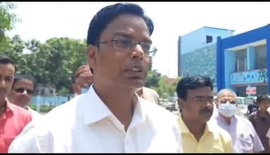 सुपौल: डीएम सुपौल कौशल कुमार ने सदर अस्पताल में जिंक टेबलेट और ORS वितरण की दी जानकारी