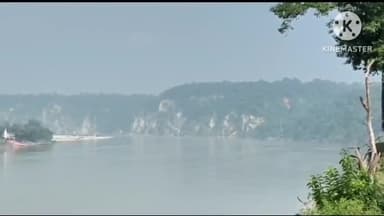 बगहा: वाल्मीकीनगर स्थित गंडक बराज से छोड़ा गया 18 हजार क्यूसेक पानी