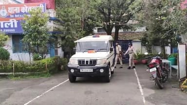 सिवनी: रानी दुर्गावती वार्ड में जुआ खेल रहे 9 जुआरियों को कोतवाली पुलिस ने किया गिरफ्तार