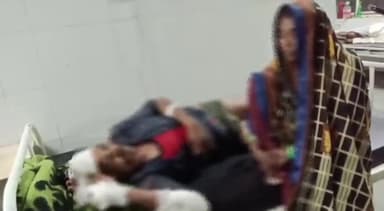 अशोक नगर: बुढ़िया गांव के पास बाइक फिसलने से 25 वर्षीय व्यक्ति हुआ घायल, जिला अस्पताल में कराया गया भर्ती