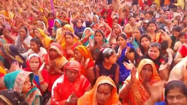 जाहरवीर बाबा की कथा में उमड़ा जनसैलाब
#बेवर #मैनपुरी #भोगांव #किशनी #कुसमरा #घिरोर #करहल #नवीगंज #कुरावली