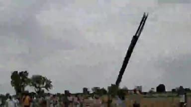 उकलाना: अग्रोहा में दो गांवो के खेतो मे लगे 33 केवी लाइन के लिए टावर लगाने पर किसानो ओर पुलिस में झड़प, आज दोनो पक्षों में सहमति