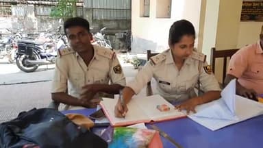 सासाराम: बढ़ते जमीनी विवाद को लेकर सासाराम के नगर थाने में लगाया गया जनता दरबार