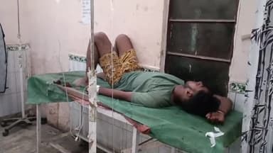 गोपालगंज: हरिहरपुर गांव में घरेलू कलह से तंग आकर युवक ने खाई कीटनाशक दवा, इलाज के लिए सदर अस्पताल में भर्ती