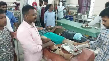 गोपालगंज: थावे टोल टैक्स के समीप तेज रफ्तार बस ने बाइक सवार चाचा-भतीजी को मारी ठोकर, घायल चाचा-भतीजी सदर अस्पताल में भर्ती