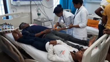 सासाराम: सहुआर गांव में अनियंत्रित ऑटो पलटने से ऑटो सवार 4 लोग हुए घायल