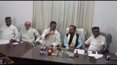 पटना ग्रामीण: सदाकत आश्रम में कांग्रेस विधायक दल की हुई बैठक, सर्वसम्मति से डॉ शकील अहमद खान चुने गए विधायक दल के नेता