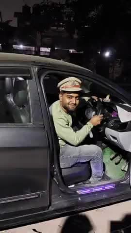 कानपुर: रतनपुर के शताब्दी नगर निवासी एक युवक का दरोगा की कैप लगाए फोटो सोशल मीडिया पर हुआ वायरल, जांच में जुटी पुलिस