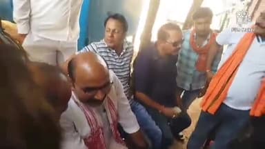 देवीपुर: एम्स अस्पताल देवीपुर के बाहर पेयजल की समस्या को लेकर स्थानीय लोगों ने विधायक नारायण दास को कराया अवगत