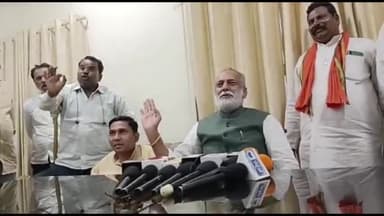 अशोक नगर: कैबिनेट मंत्री शैतान सिंह पाल ने पुराने रेस्ट हाउस में की प्रेसवार्ता, प्रदेश सरकार के विकास कार्यों की दी जानकारी