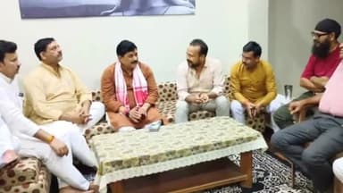 अशोक नगर: सांसद डॉ के पी यादव ने केंद्र में भाजपा के 9 वर्ष पूरे होने के उपलक्ष में किया जनसंपर्क कई जगह बताएं शासन की योजनाएं