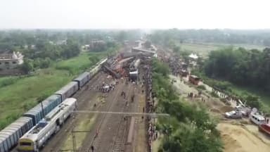 ओडिशा रेल दुर्घटना में 300 लोग की मौत 900 लोग घायल मृत्यु लोगों को आत्मा को शांति दे !!!