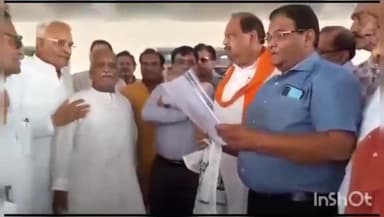 रतलाम नगर: कलेक्ट्रेट कार्यालय पहुंचकर सकल जैन संघ ने थांदला में जैन संतों के साथ हुई अभद्रता को लेकर गृह मंत्री के नाम कलेक्टर को